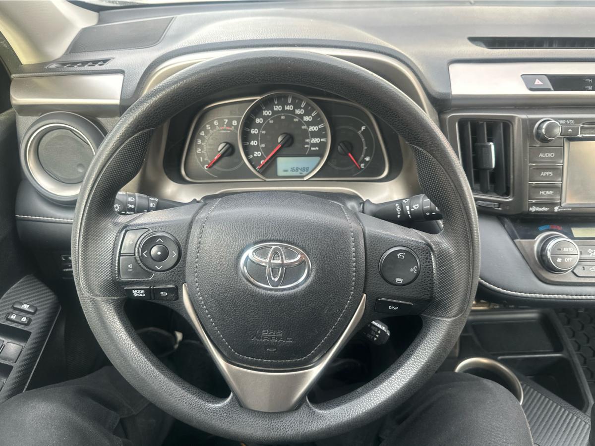2014 Toyota RAV4 - Image 15