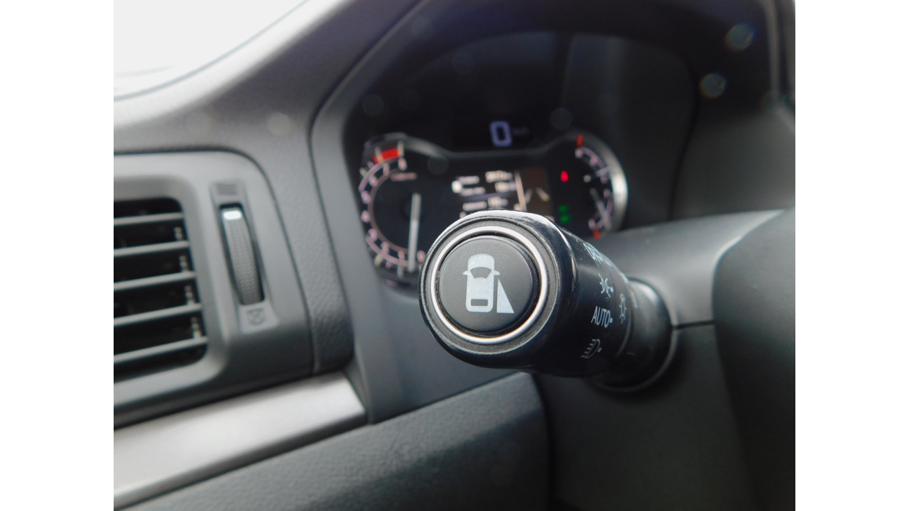 2017 Honda Ridgeline - Image 36