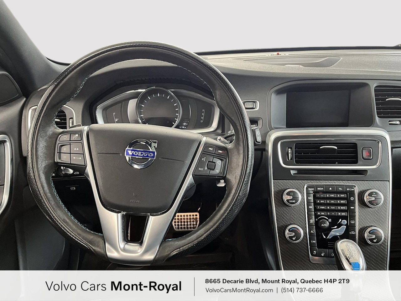 2017 Volvo V60 - Image 10