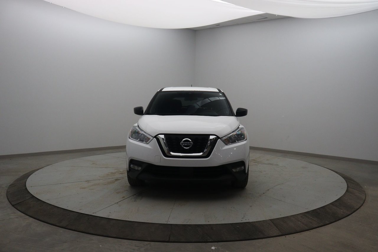 2020 Nissan Kicks - Image 2