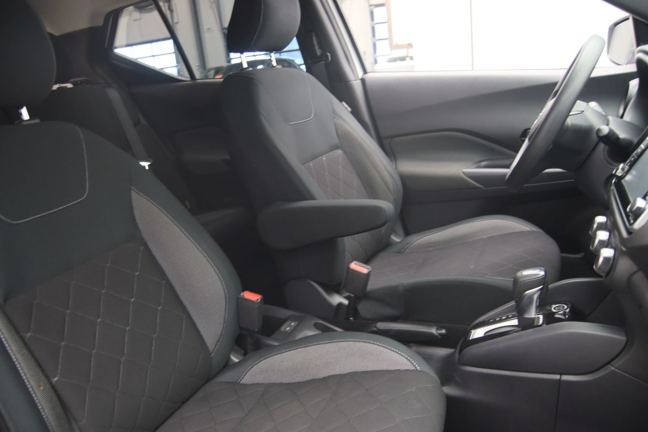 2020 Nissan Kicks - Image 15