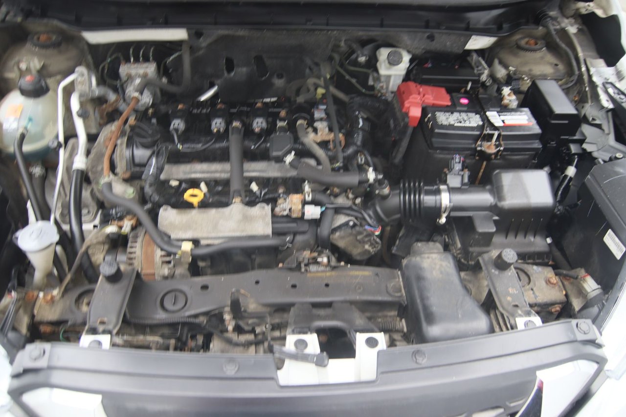 2020 Nissan Kicks - Image 16