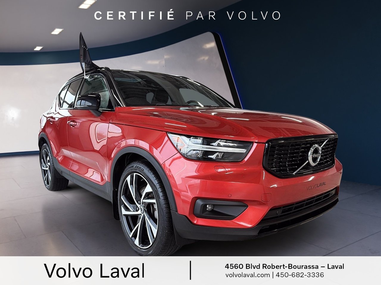 2022 Volvo XC40 - Image 3