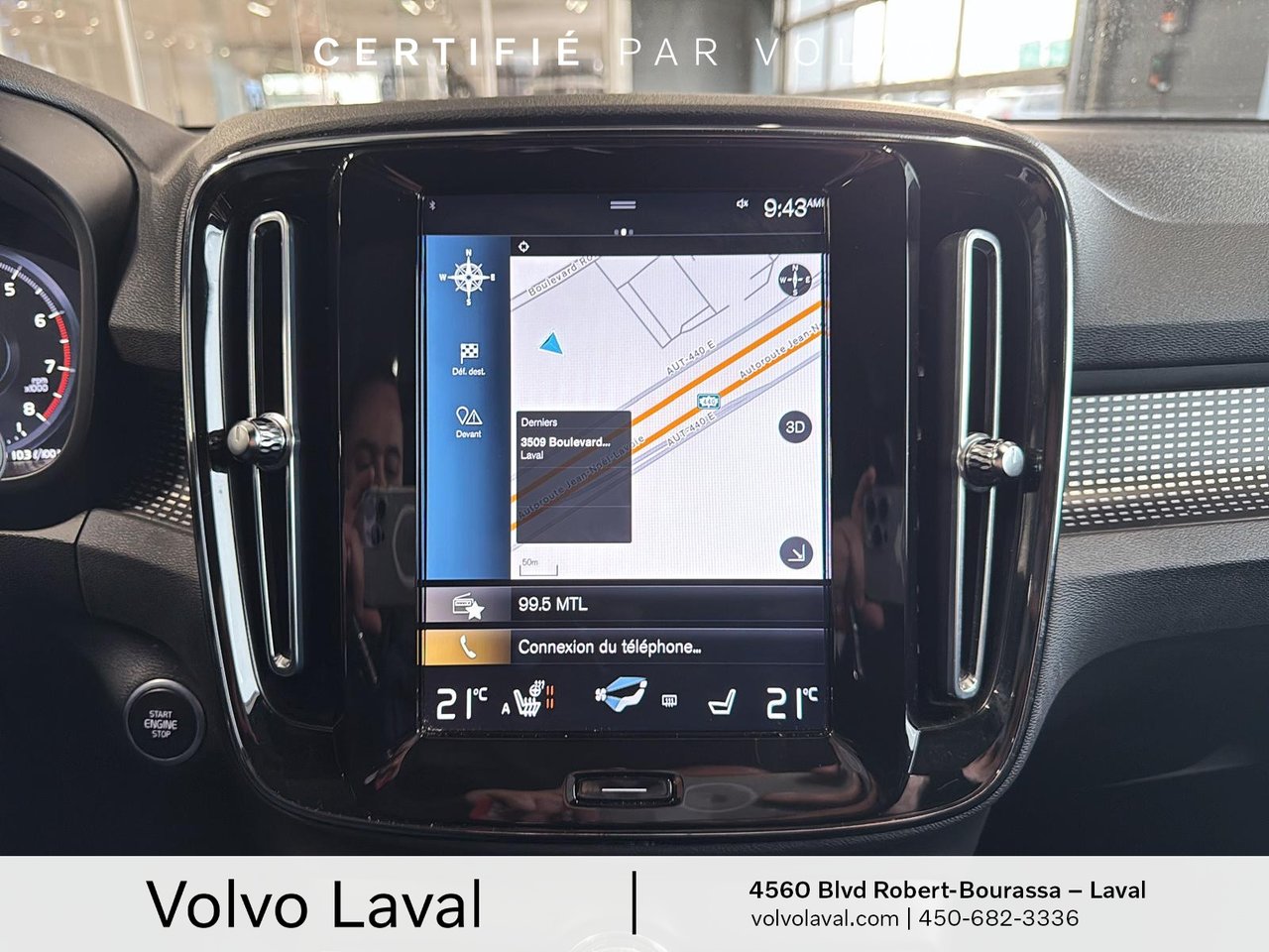 2022 Volvo XC40 - Image 16