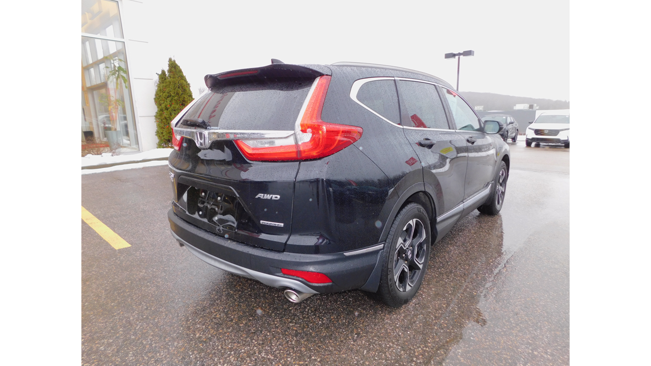 2017 Honda CR-V - Image 14