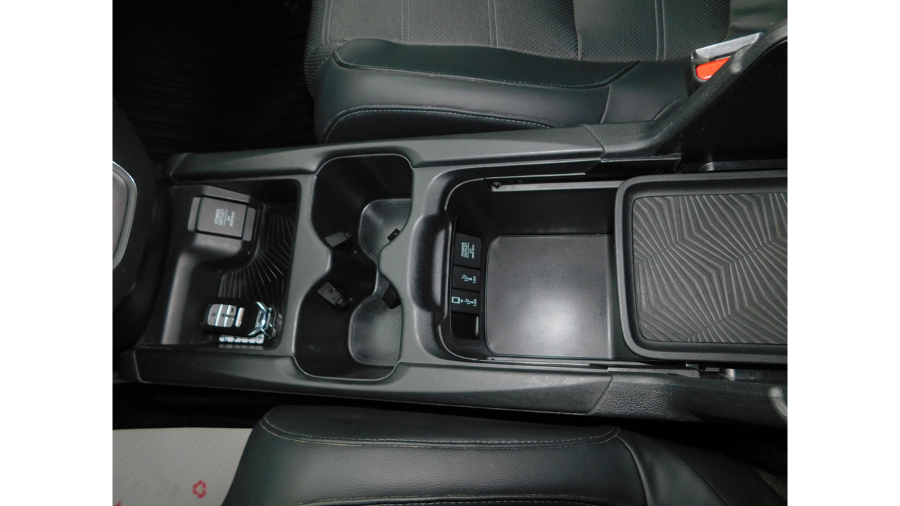 2017 Honda CR-V - Image 35