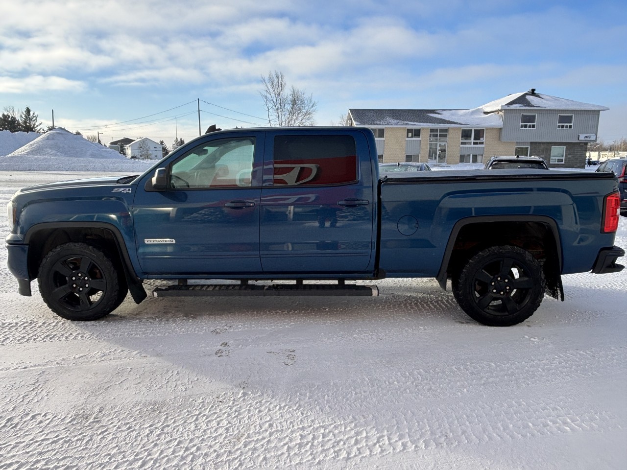2018 GMC 1500 Series - Image 8
