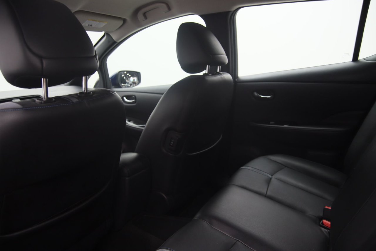 2019 Nissan LEAF - Image 8