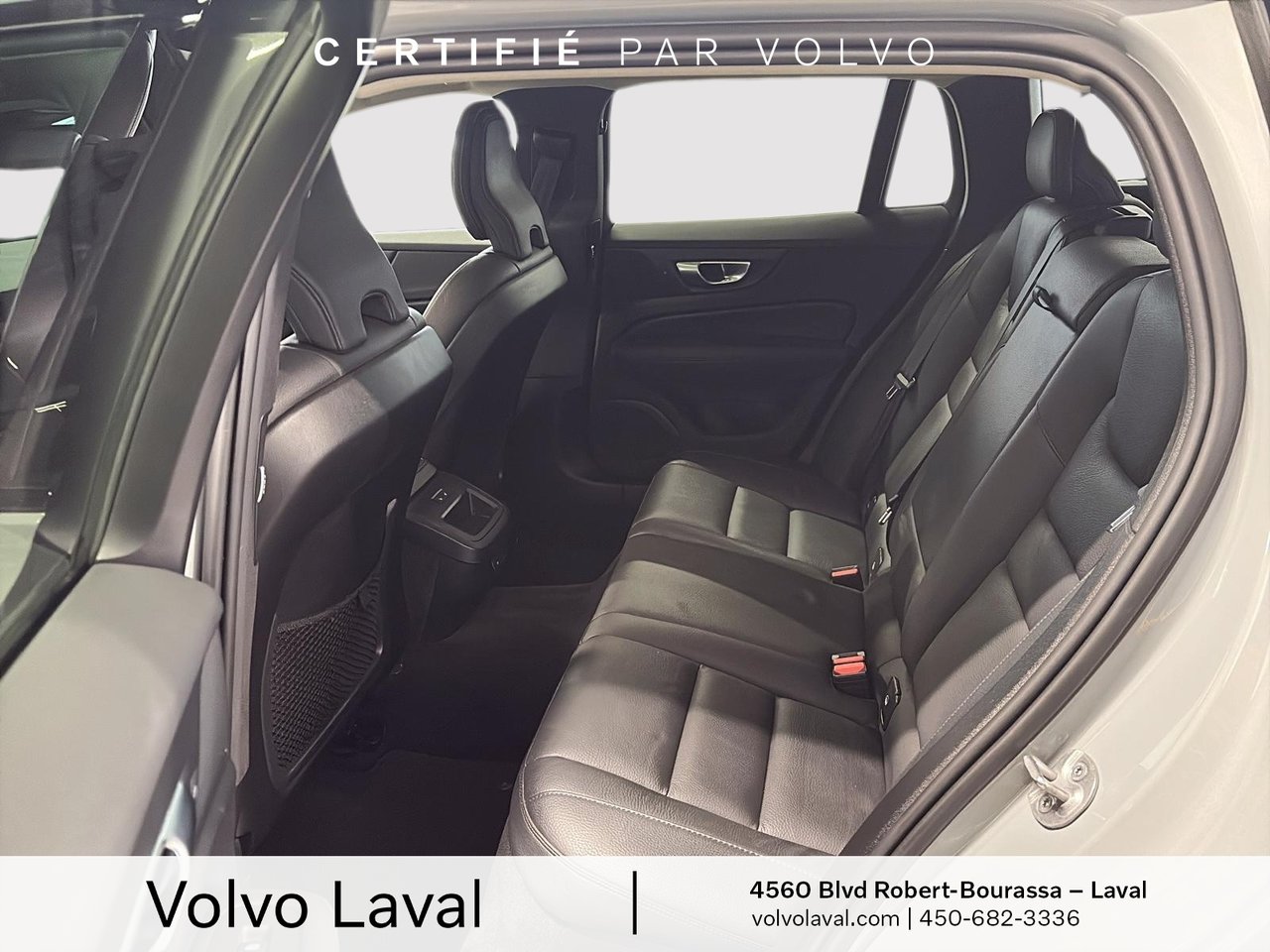 2024 Volvo V60 Cross Country - Image 9