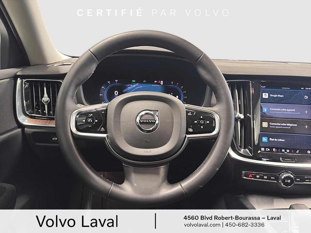 2024 Volvo V60 Cross Country - Image 11