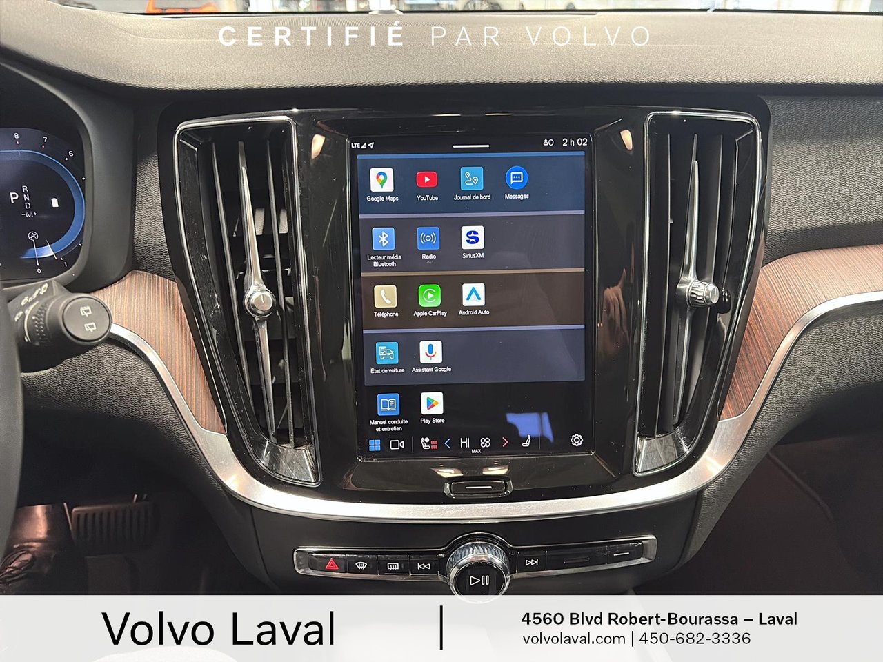 2024 Volvo V60 Cross Country - Image 15