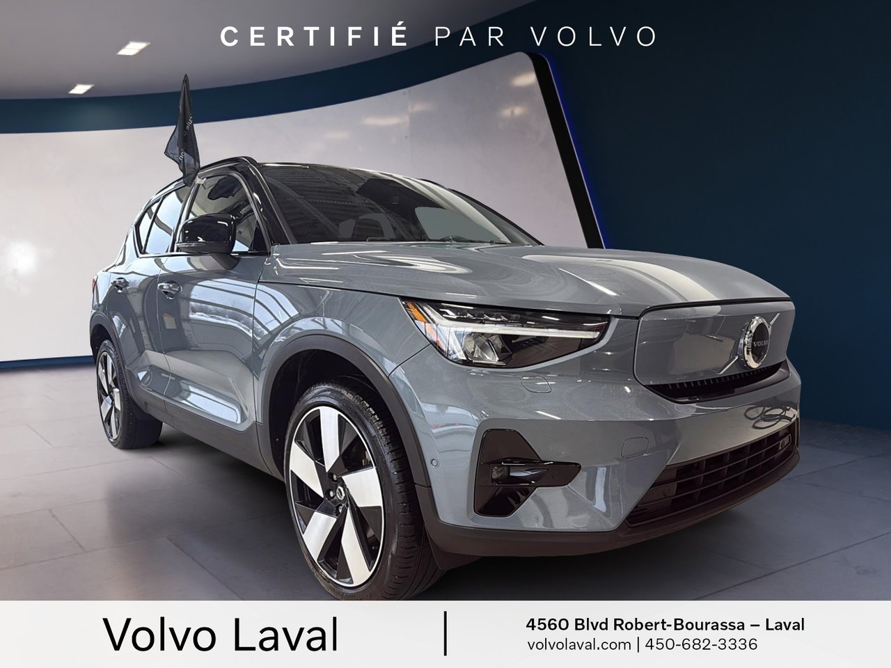 2023 Volvo XC40 Recharge Pure Electric - Image 2