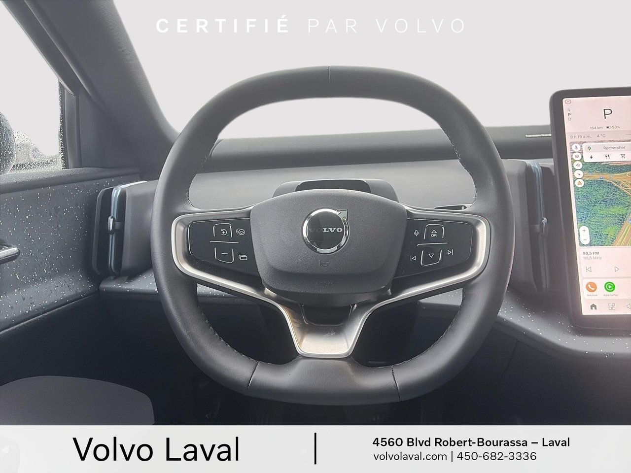2025 Volvo EX30 - Image 12