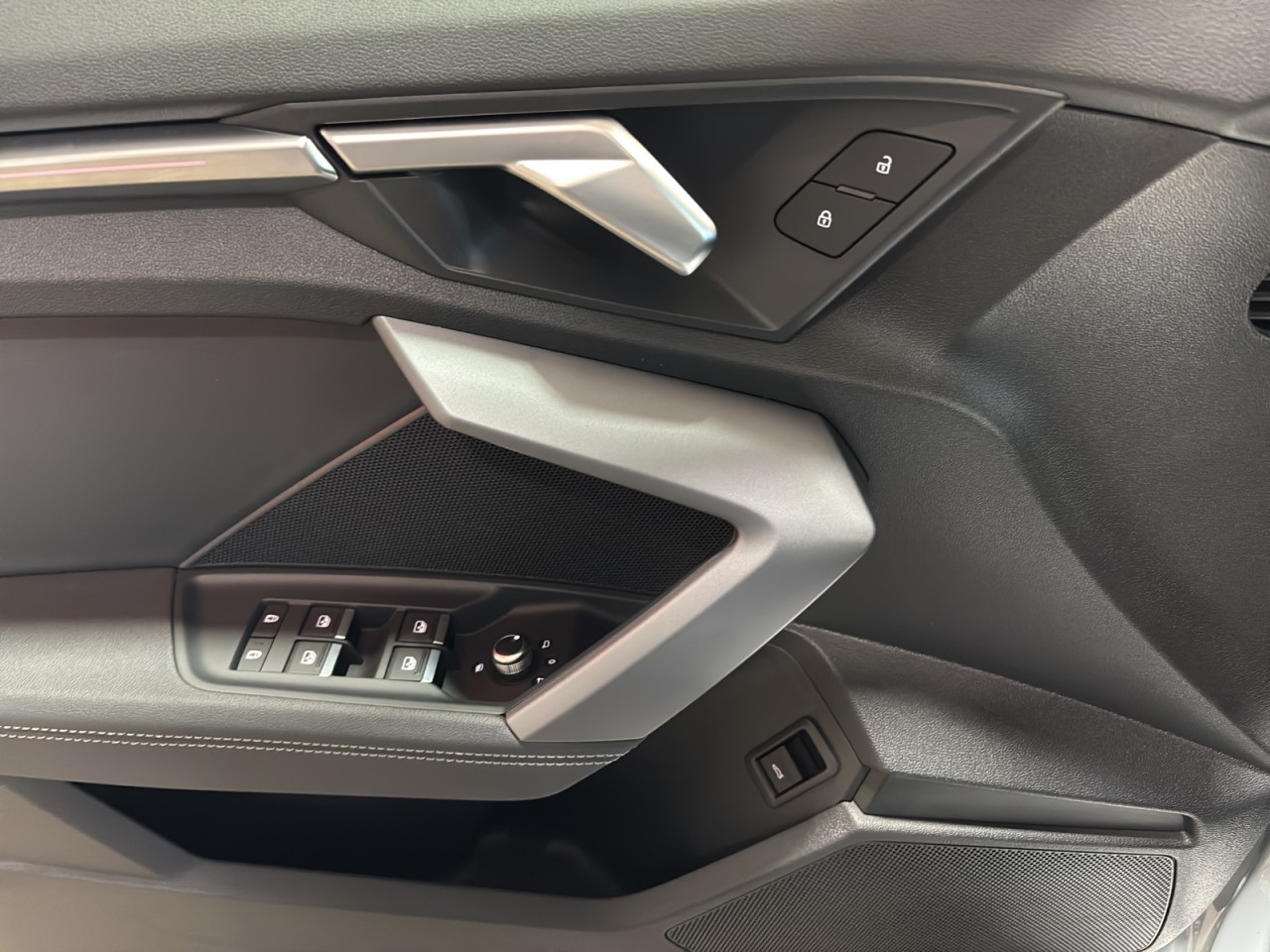 2025 Audi A3 - Image 9