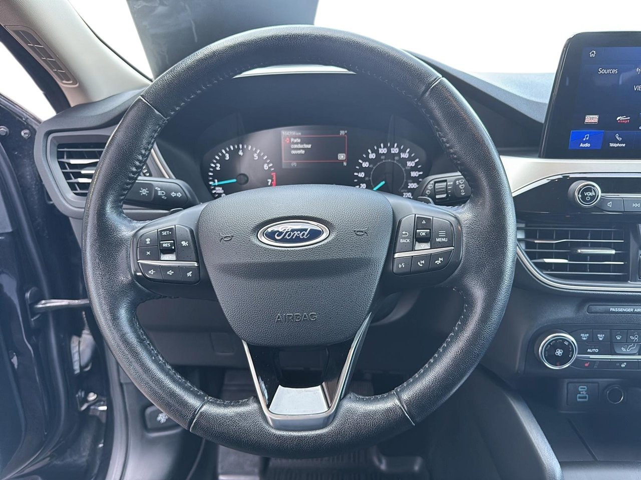 2020 Ford Escape - Image 12