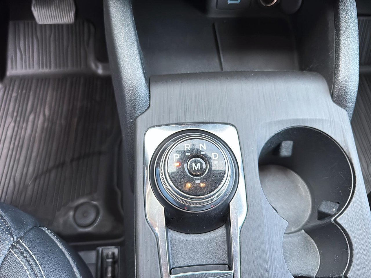 2020 Ford Escape - Image 15