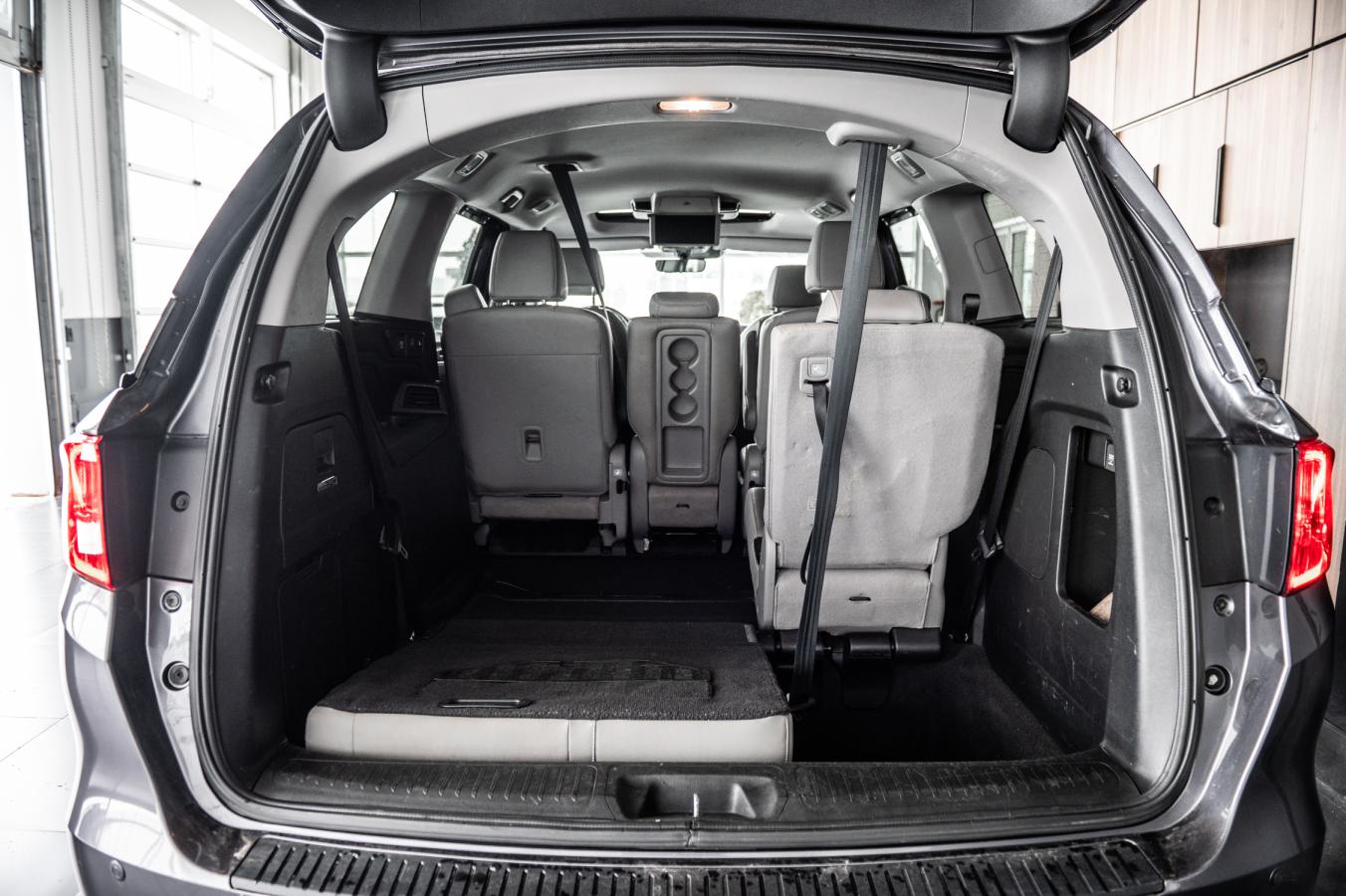 2019 Honda Odyssey - Image 12