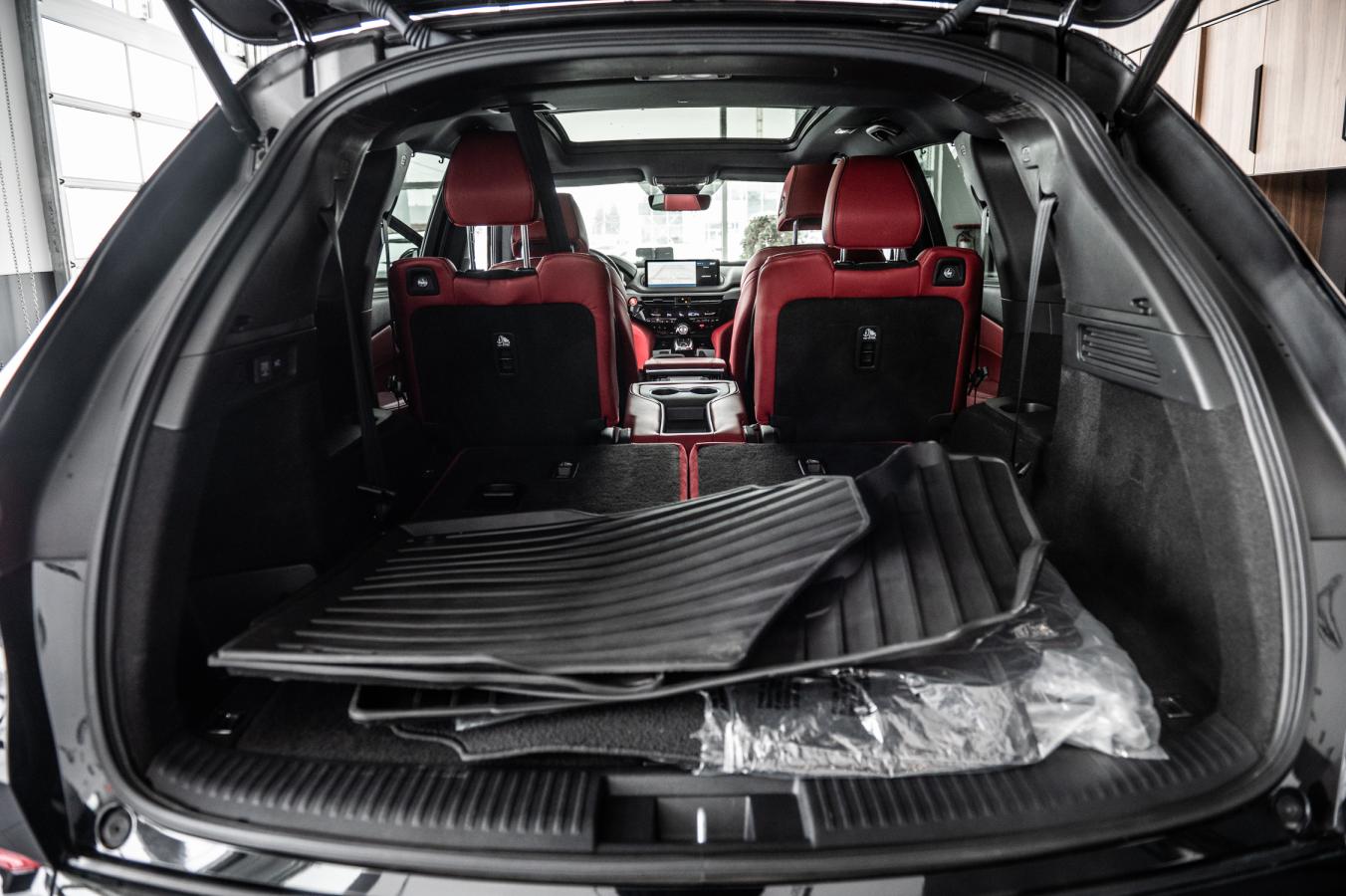 2024 Acura MDX - Image 12