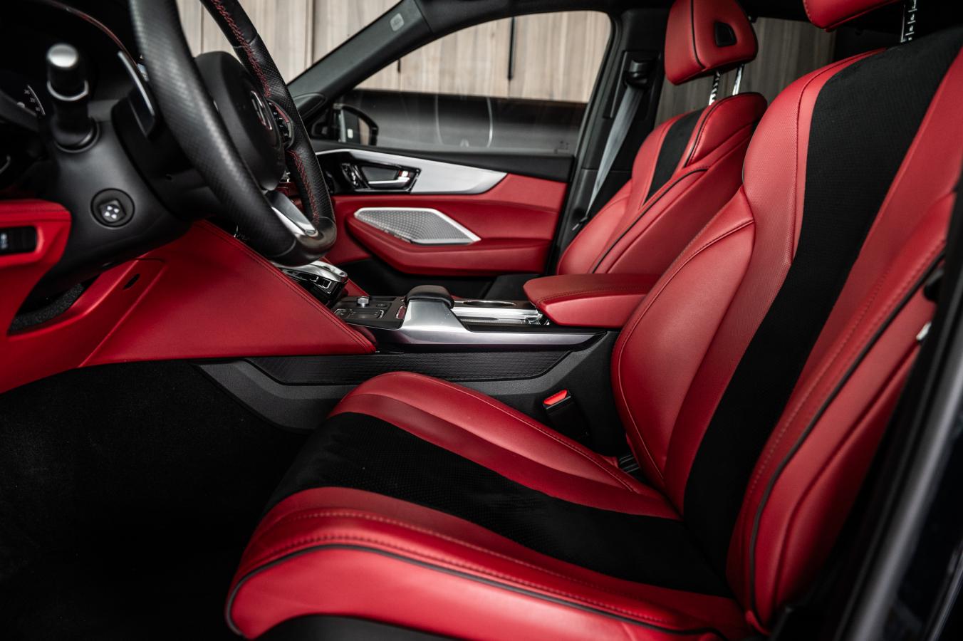 2024 Acura MDX - Image 15