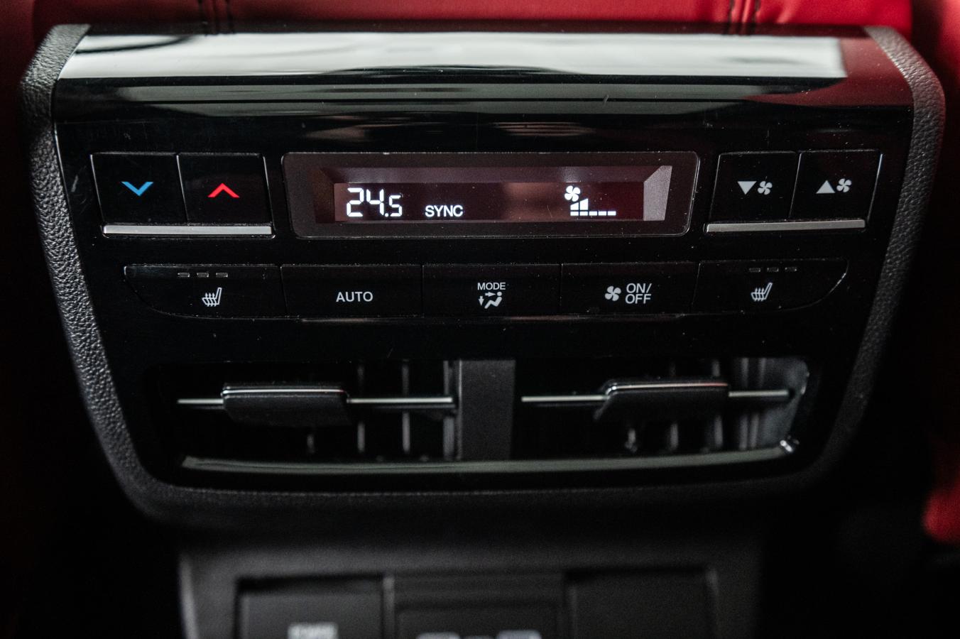 2024 Acura MDX - Image 32