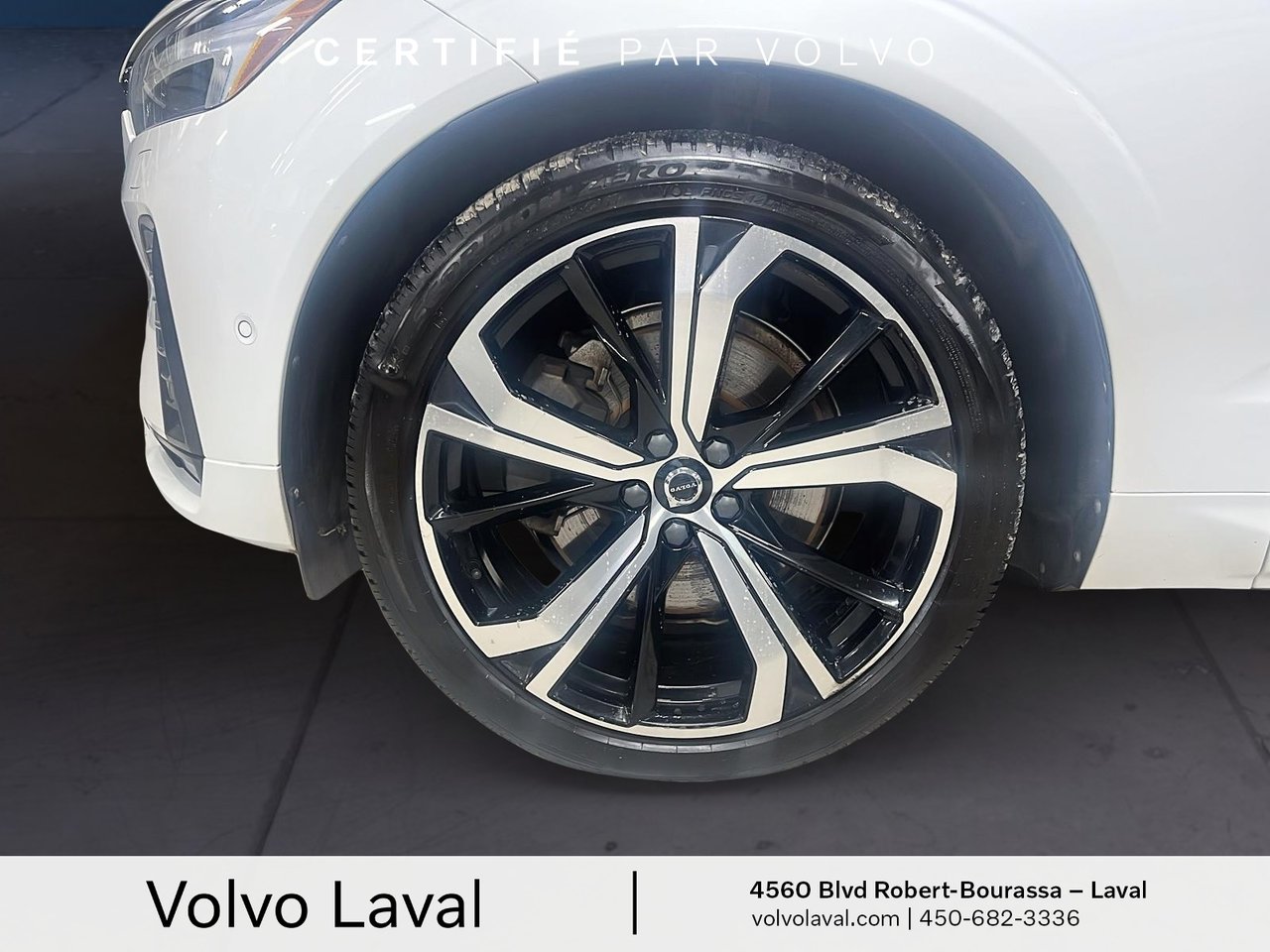 2022 Volvo XC60 - Image 4