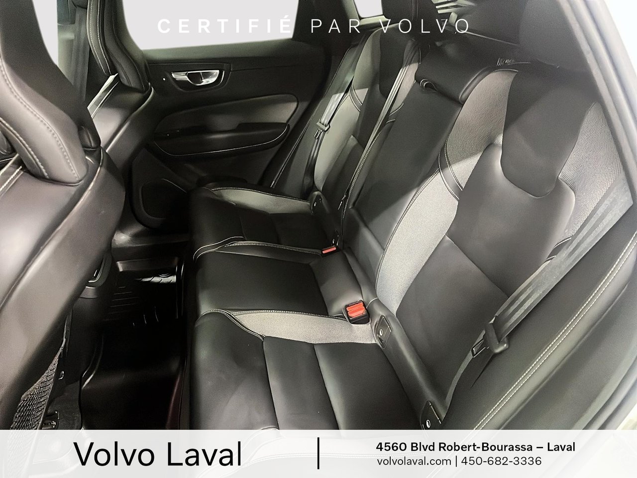 2022 Volvo XC60 - Image 20