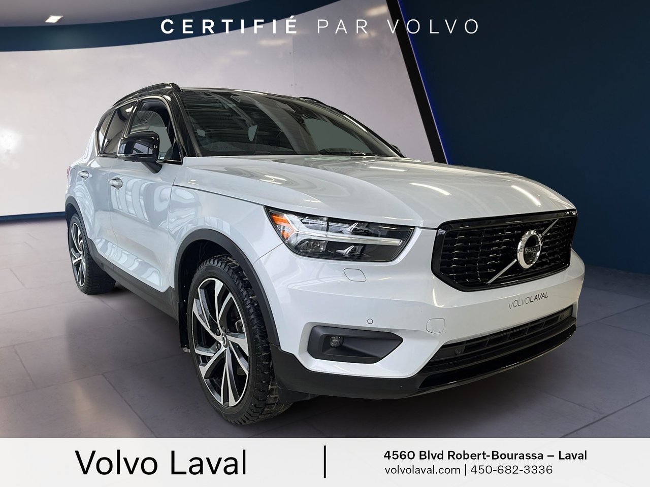 2022 Volvo XC40 - Image 3