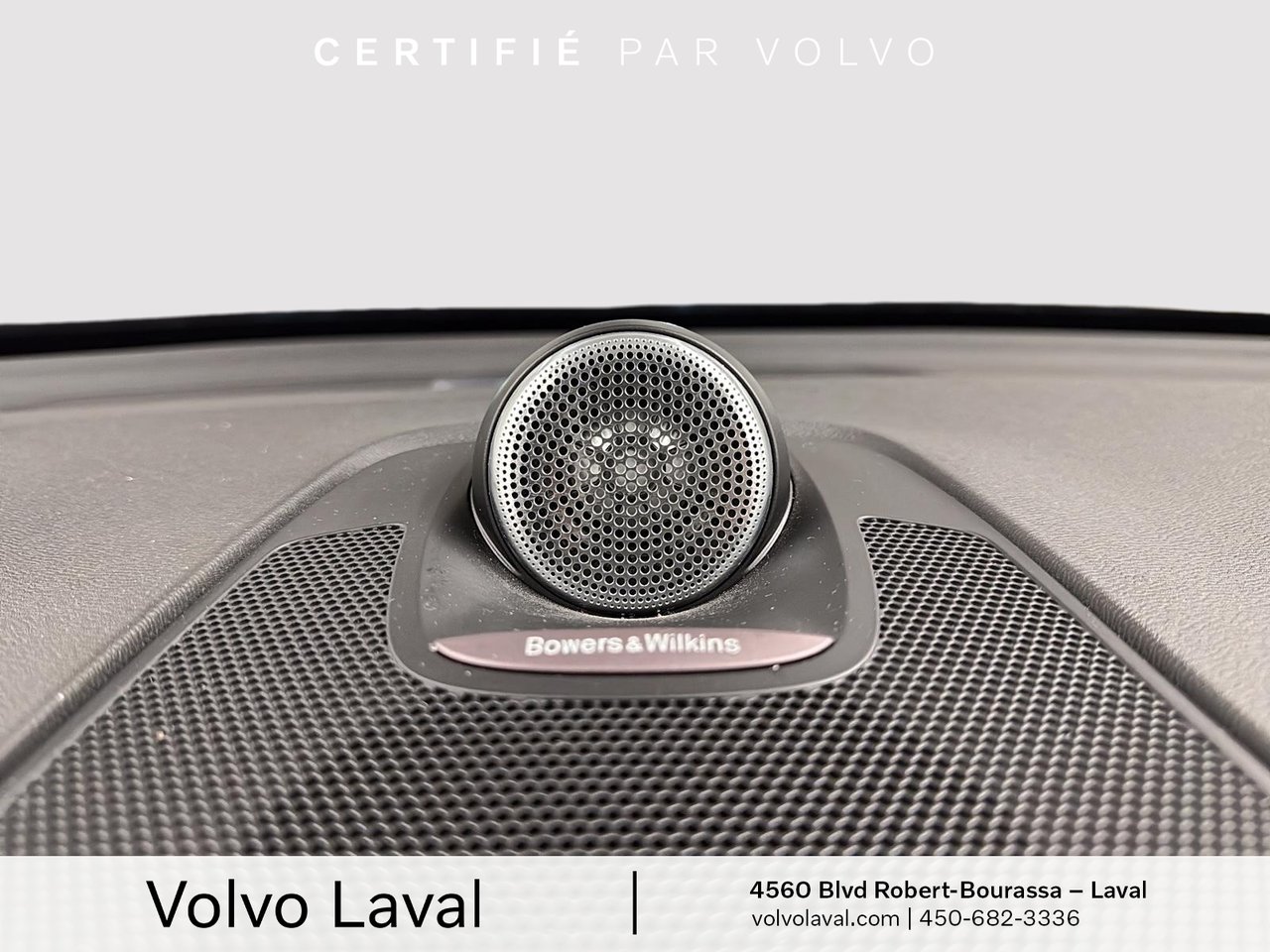 2022 Volvo XC60 - Image 19