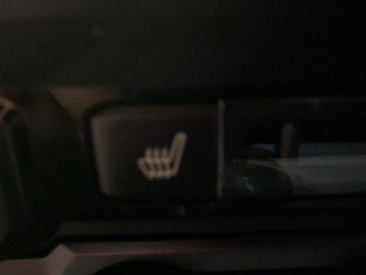 2018 Toyota Tacoma - Image 22