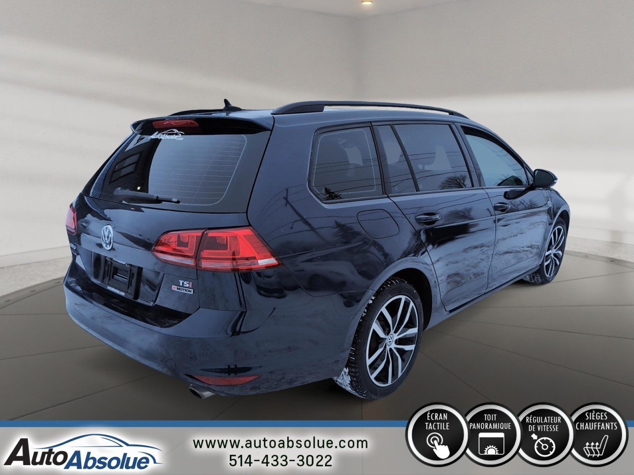 2017 Volkswagen Golf SportWagen - Image 3