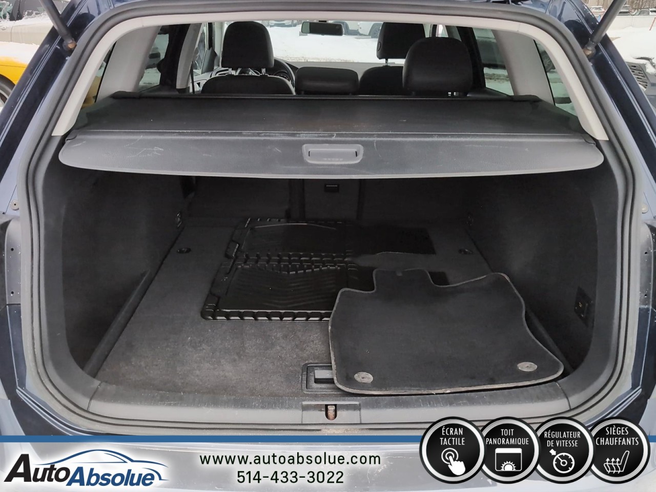 2017 Volkswagen Golf SportWagen - Image 6