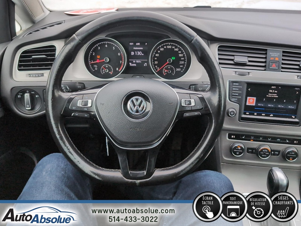 2017 Volkswagen Golf SportWagen - Image 12