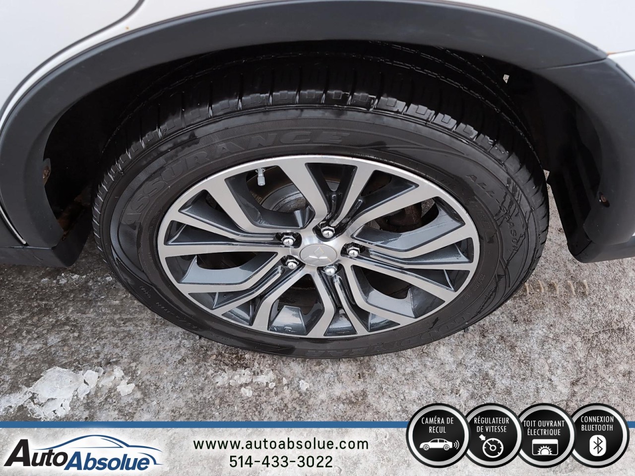 2016 Mitsubishi Outlander - Image 7