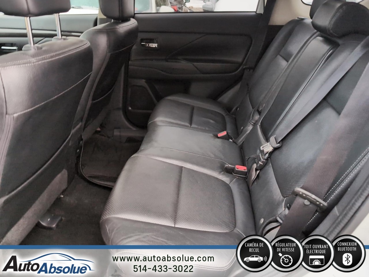 2016 Mitsubishi Outlander - Image 8