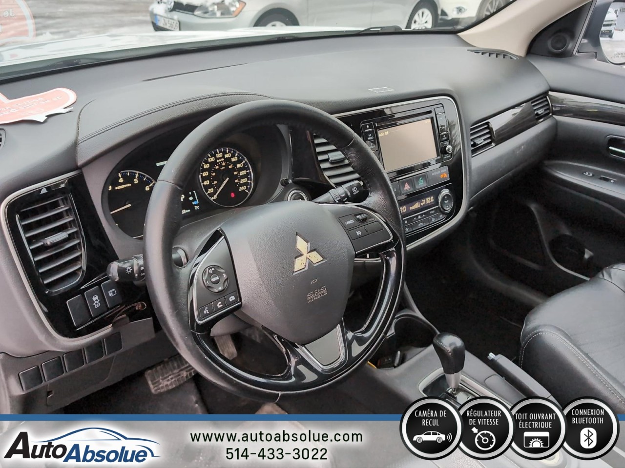 2016 Mitsubishi Outlander - Image 10