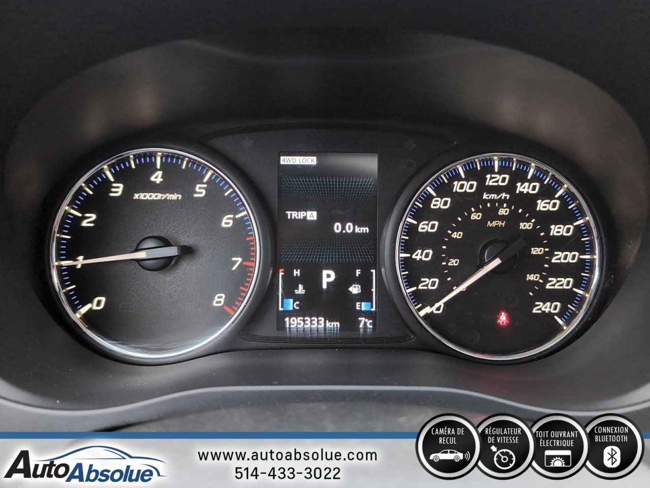 2016 Mitsubishi Outlander - Image 13