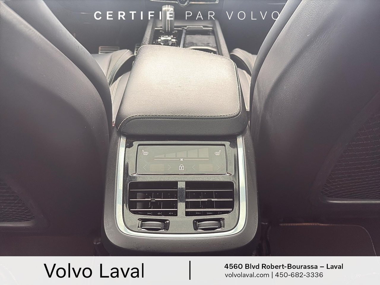 2022 Volvo XC60 - Image 10