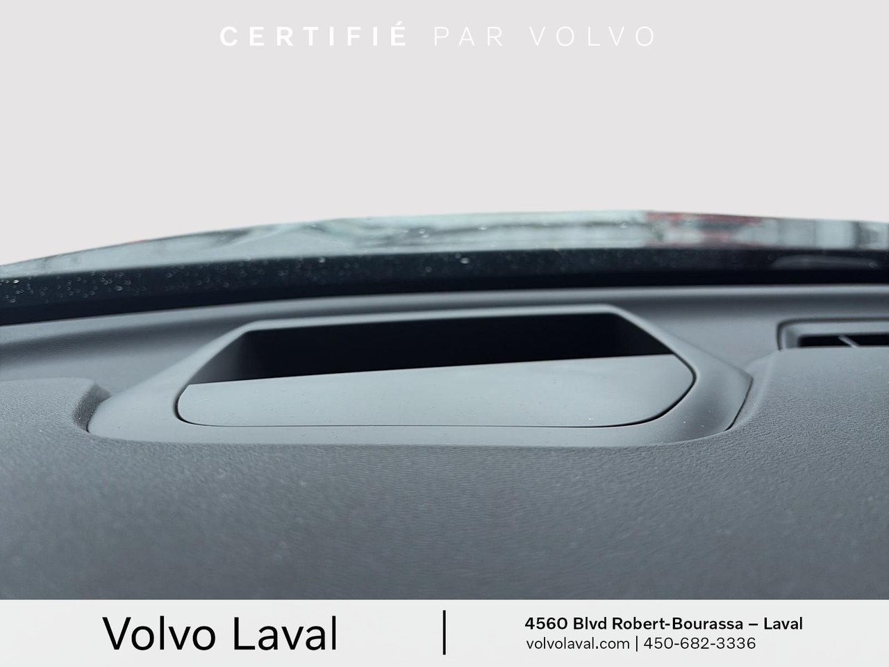 2022 Volvo XC60 - Image 14