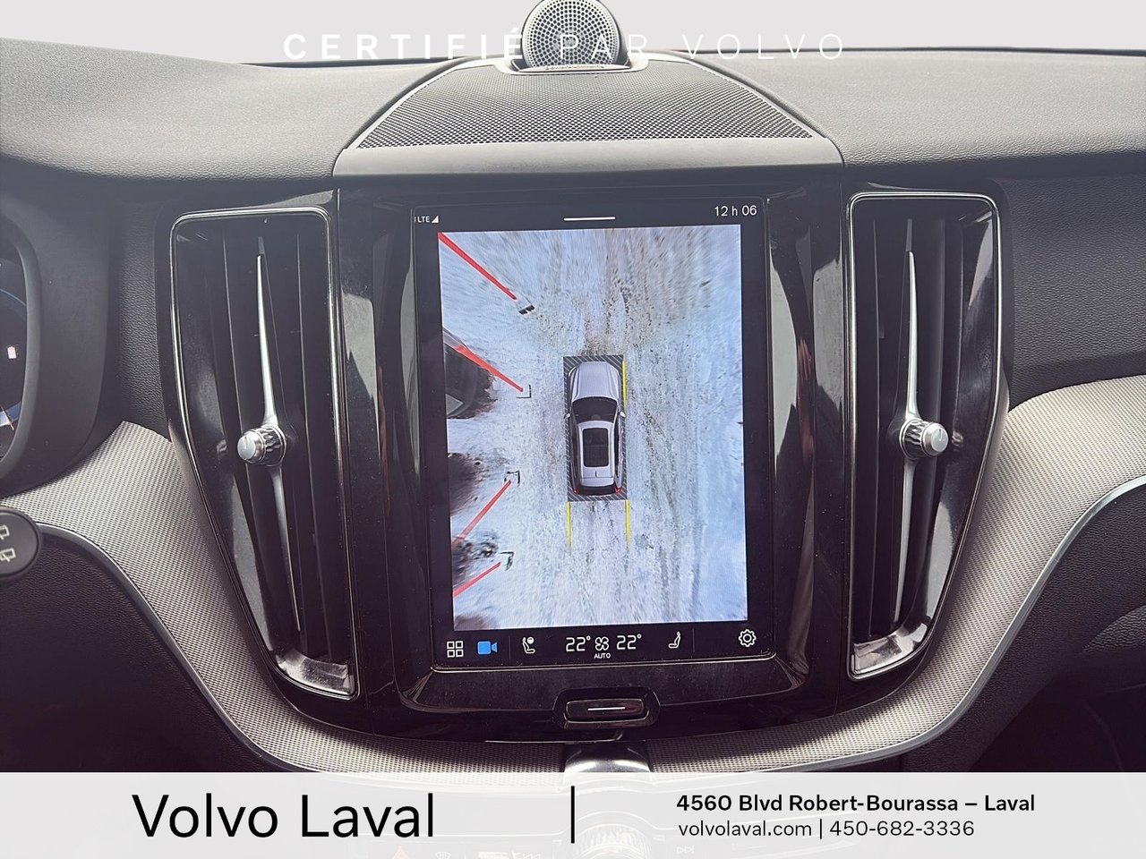 2022 Volvo XC60 - Image 18