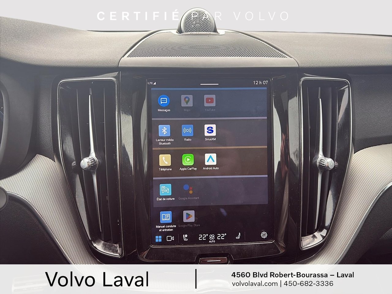 2022 Volvo XC60 - Image 20