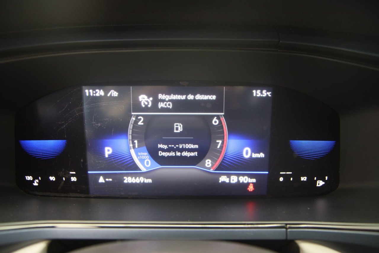 2023 Volkswagen Taos - Image 13