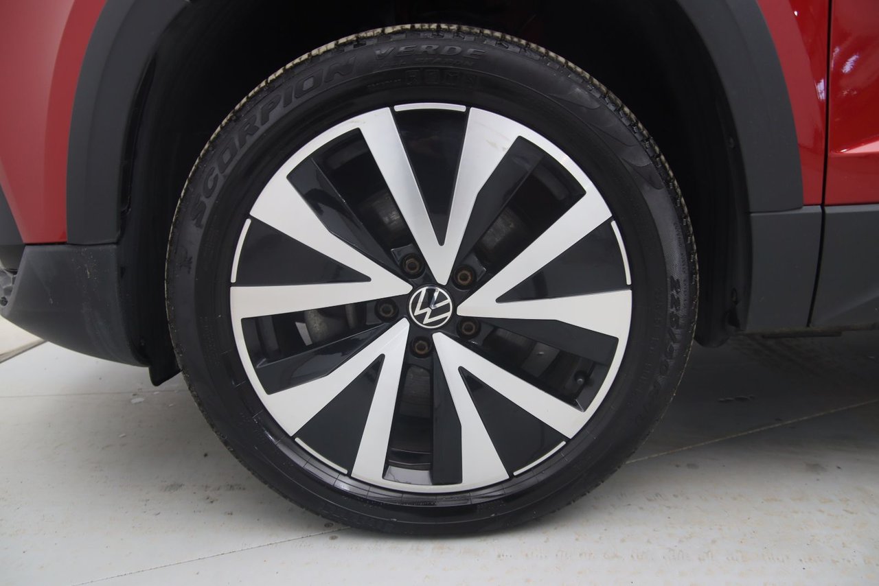 2023 Volkswagen Taos - Image 19