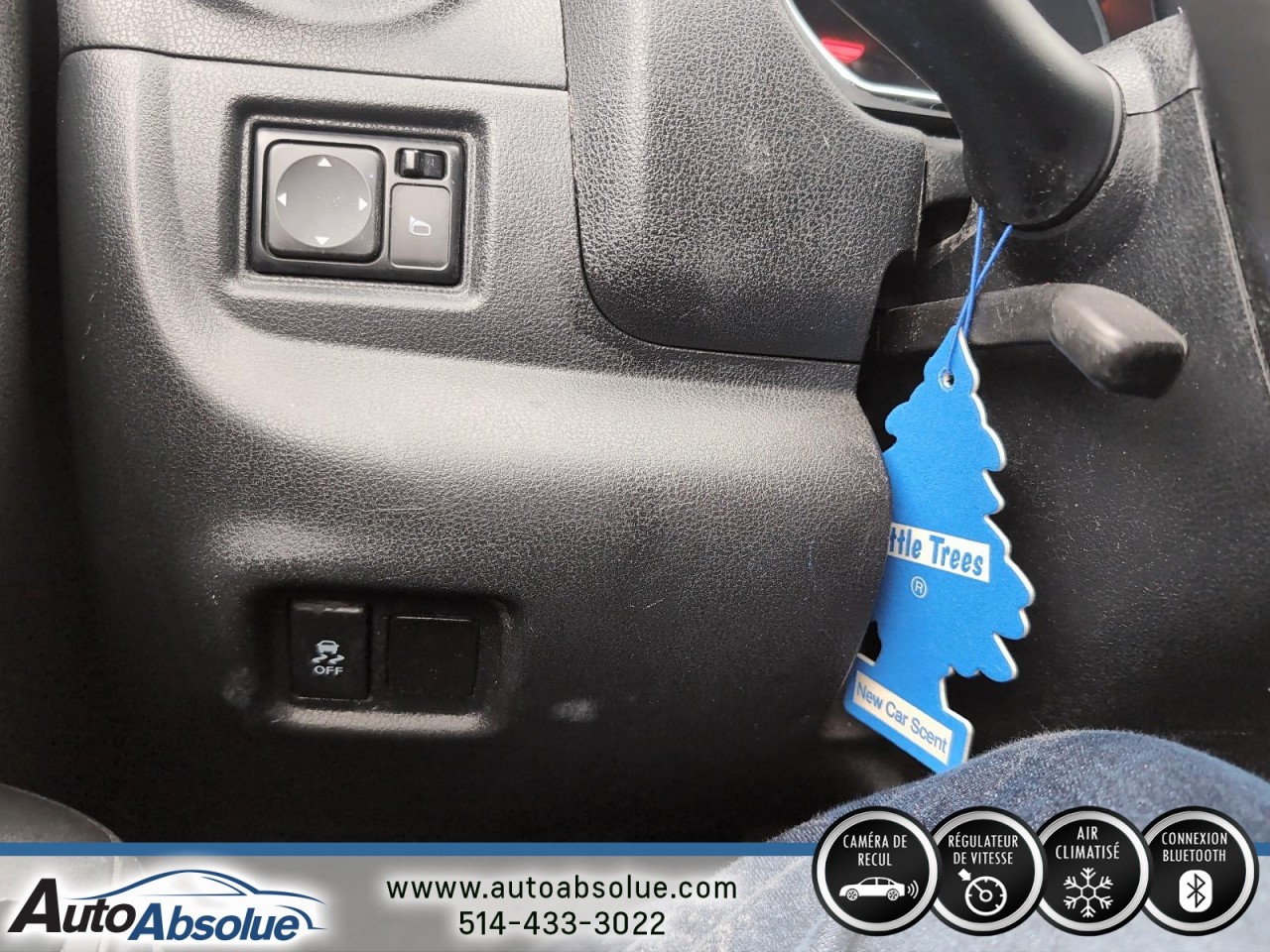 2014 Nissan Versa Note - Image 16