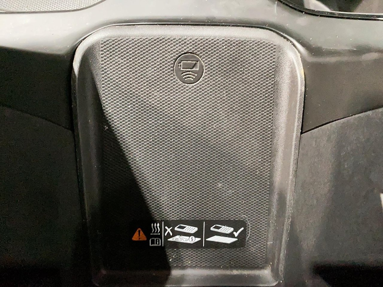 2022 Chevrolet Silverado 1500 - Image 18