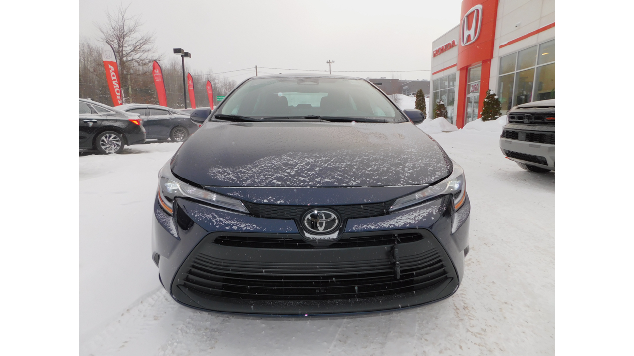 2024 Toyota Corolla - Image 4