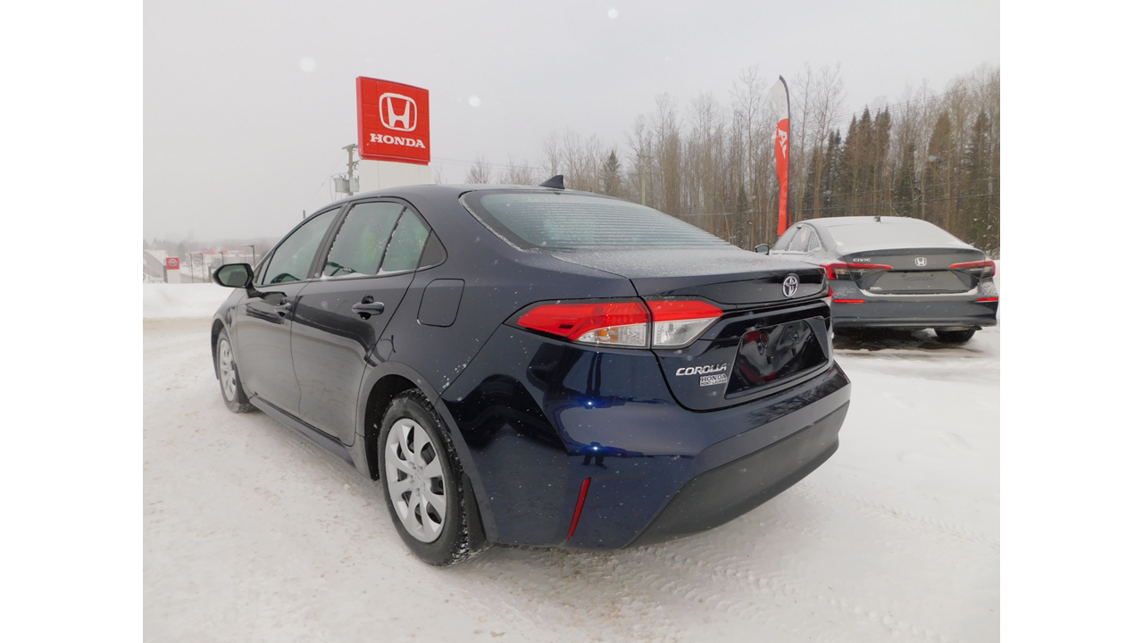 2024 Toyota Corolla - Image 7