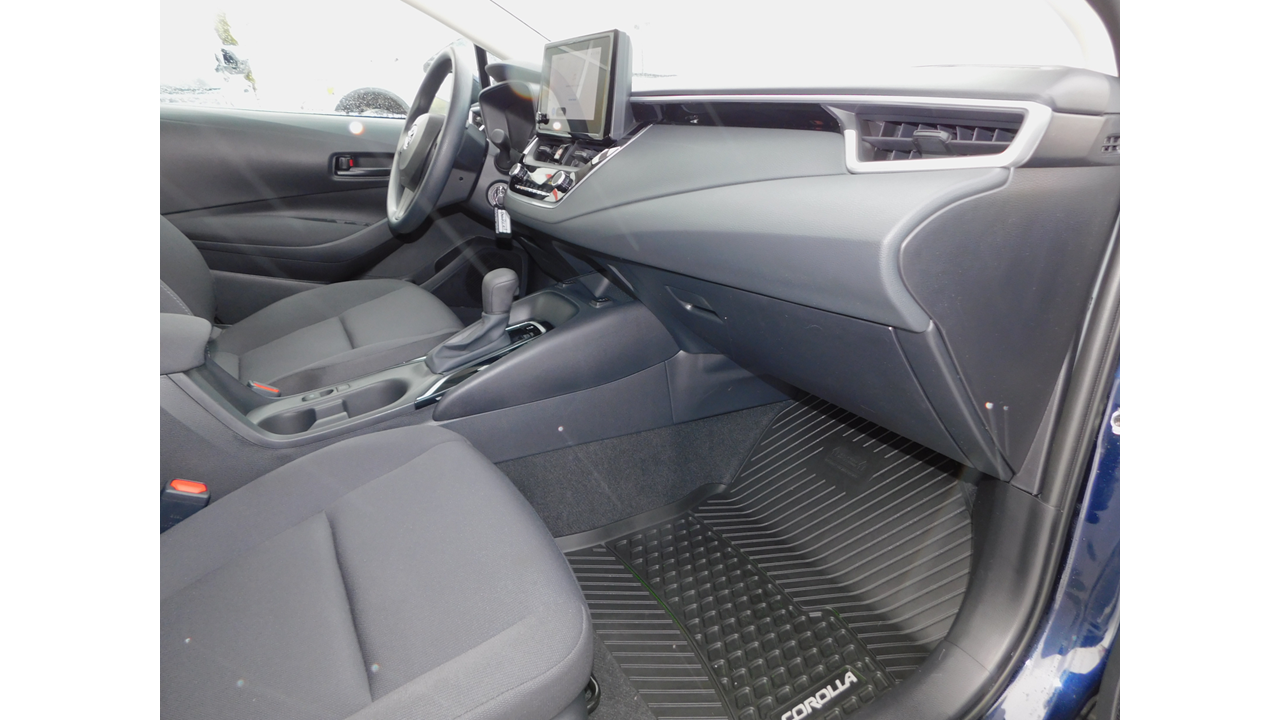2024 Toyota Corolla - Image 12