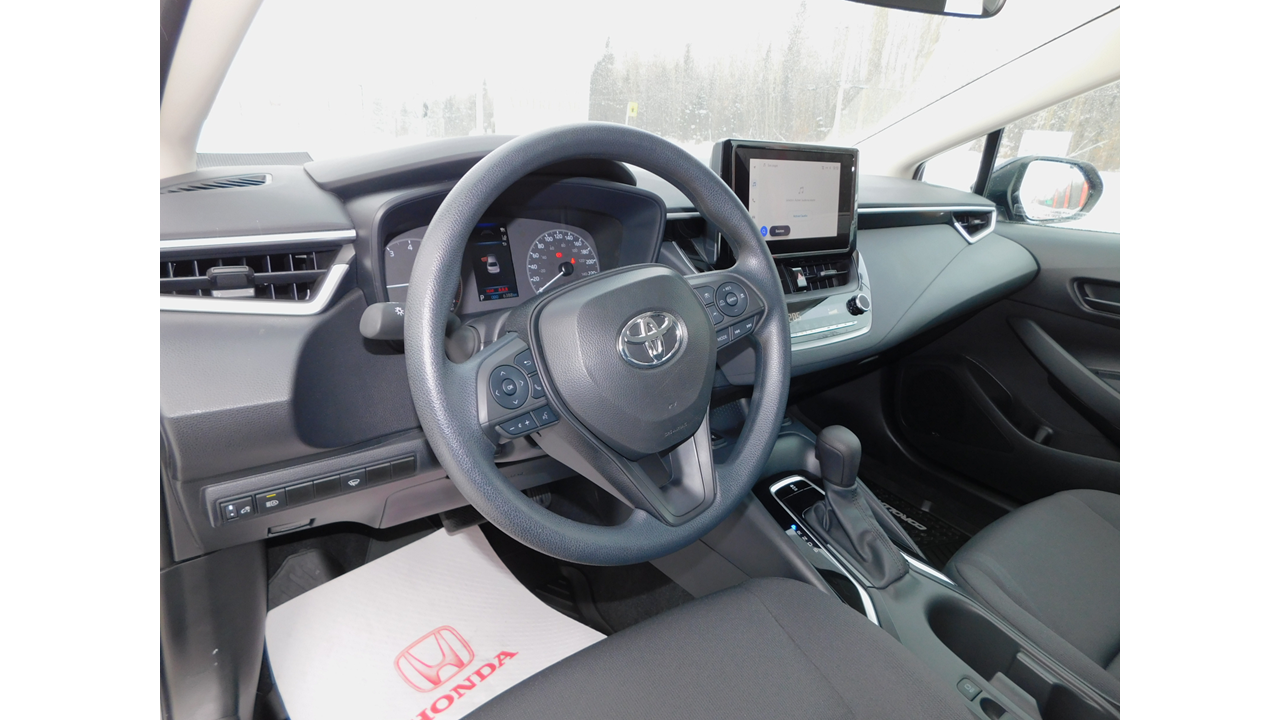 2024 Toyota Corolla - Image 18