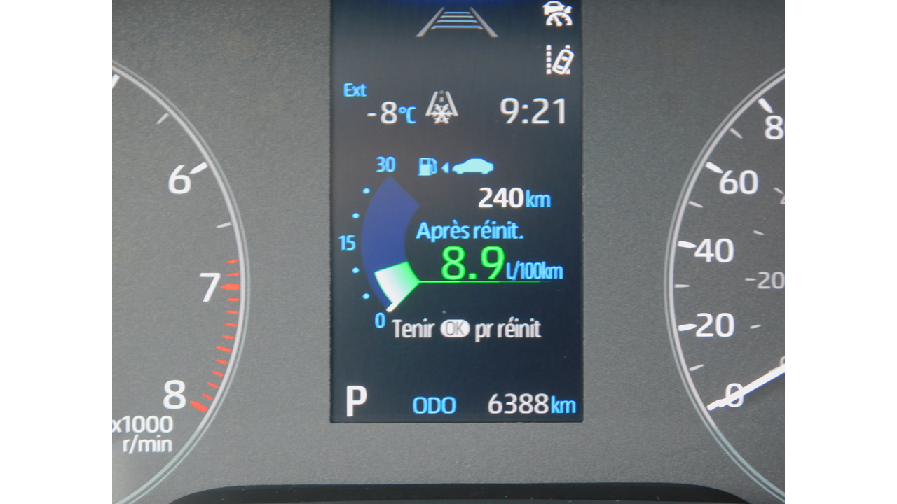 2024 Toyota Corolla - Image 24