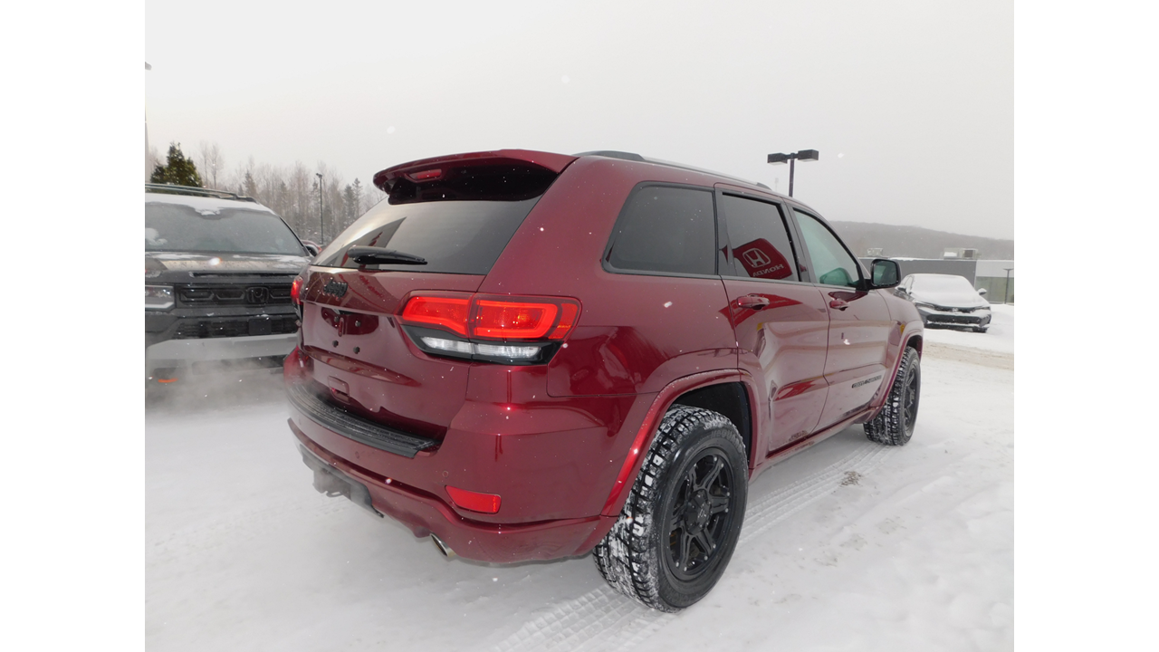2019 Jeep Grand Cherokee - Image 9